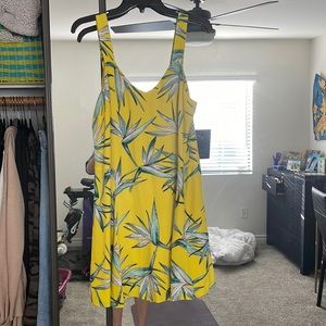 1. State size medium Birds of Paradise yellow dress